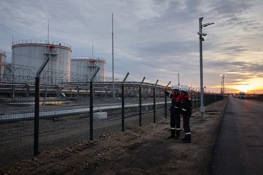 Периметр нефтебазы